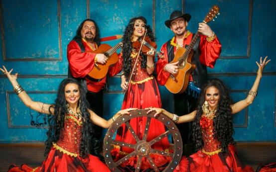 Gipsy Show. Рождество в цыганском таборе