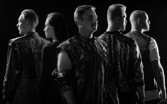 One Vision. Мировые хиты Queen