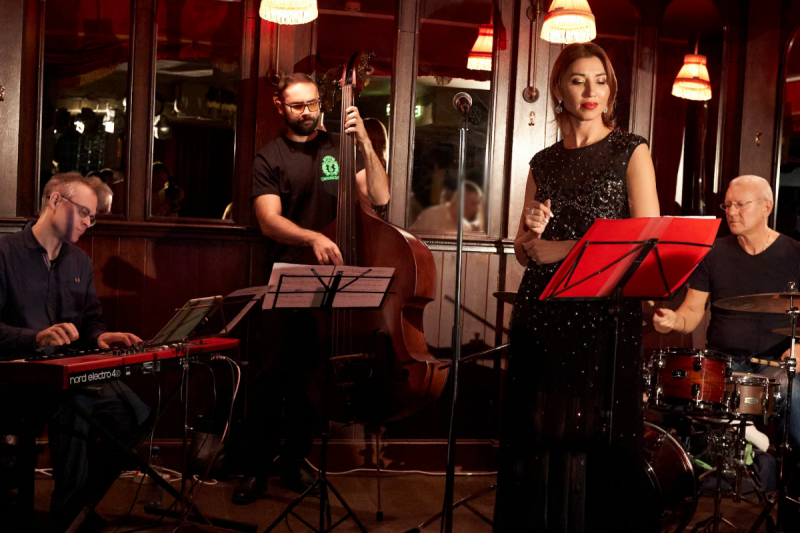 Стендап и музыка. Jazz, Blues, Funk и известные комики