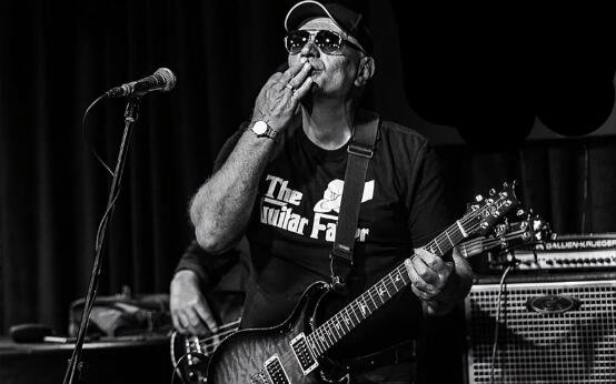Гия Дзагнидзе & Modern Blues Band. Блюз