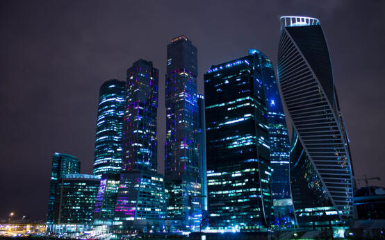 Огни столицы: по центру вечерней Москвы за 3 часа